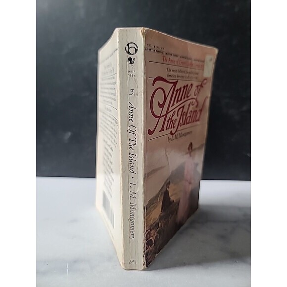 Anne Of The Island By L. M. Montgomery Paperback - Picture 10 of 10